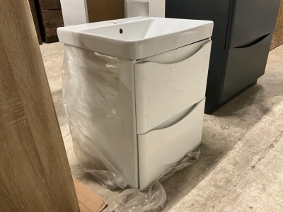 WALL HUNG VANITY UNIT & BASIN