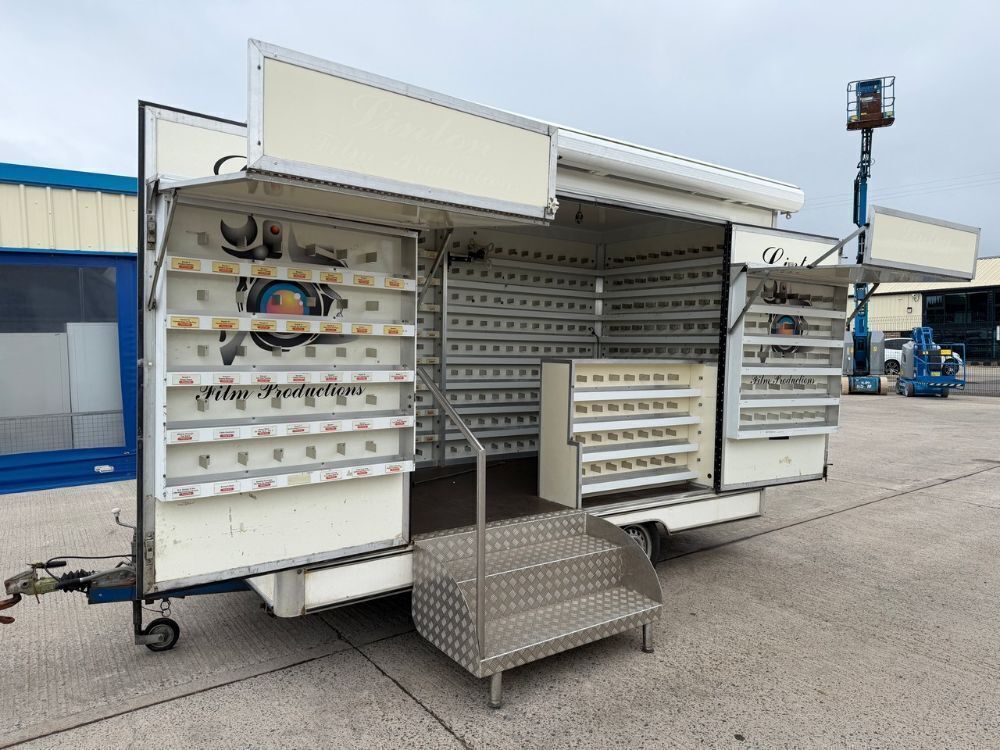 APPROX. 12ft x 6ft BUTLER TWIN AXLE EXHIBITION DISPLAY BOX TRAILER&nbsp;