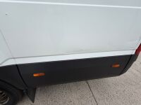 IVECO DAILY 35S14 3520L 2.3 HI-MATIC HIGH ROOF VAN - 18
