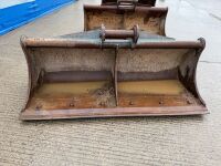APPROX. 6ft STRICKLAND SHUGH BUCKET TO SUIT 13 TON MACHINE - 2