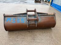 APPROX. 6ft STRICKLAND SHUGH BUCKET TO SUIT 13 TON MACHINE - 6