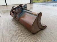 APPROX. 6ft STRICKLAND SHUGH BUCKET TO SUIT 13 TON MACHINE - 7