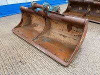 APPROX. 6ft STRICKLAND SHUGH BUCKET TO SUIT 13 TON MACHINE - 3