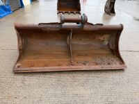 APPROX. 6ft STRICKLAND SHUGH BUCKET TO SUIT 13 TON MACHINE - 2
