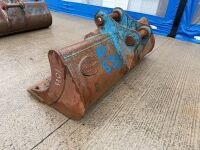 APPROX. 6ft STRICKLAND SHUGH BUCKET TO SUIT 13 TON MACHINE - 6