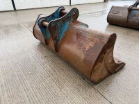 APPROX. 6ft STRICKLAND SHUGH BUCKET TO SUIT 13 TON MACHINE - 8