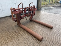 LAWRENCE EDWARDS HYDRAULIC BALE LIFTER&nbsp; - 3