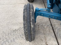 FORDSON SUPER DEXTA LIVE DRIVE 2WD TRACTOR - 14