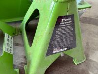 SEALEY 3 TON HYDRAULIC TROLLEY JACK &2No. SEALEY 3 TON AXLE STANDS - 4