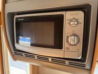 SWIFT CHARISMA 650 6 BERTH CARAVAN&nbsp; - 44