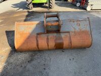APPROX. 6ft SHUGH BUCKET TO SUIT 13 TON MACHINE - 6