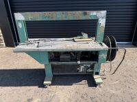 SIGNODE LC1000 240v STRAPPING MACHINE