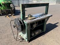SIGNODE LC1000 240v STRAPPING MACHINE - 4