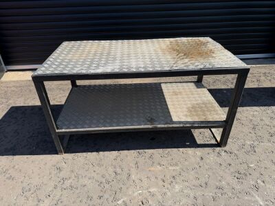 APPROX. 4ft x 3ft METAL WORK BENCH
