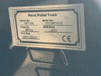 2500KGS PALLET TRUCK - 4