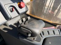JUNGHEINRICH ETV110 BATTERY OPERATED FORKLIFT - 15