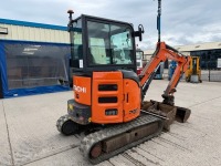 HITACHI ZX26U-5A 2.6 TON MINI DIGGER - 5