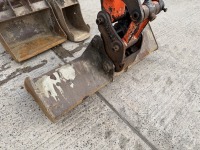 HITACHI ZX26U 2.6 TON MINI DIGGER - 9