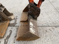 HITACHI ZX26U 2.6 TON MINI DIGGER - 10