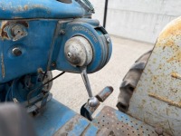 FORD 5000 2WD TRACTOR - 25