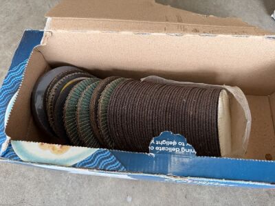 APPROX. 50No. 4" CUTTING DISCS
