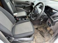 FORD TRANSIT CONNECT 220 BASE 1.5 TDCI CREW VAN - 17
