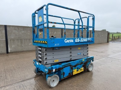 GENIE GS3246 BATTERY OPERATED SCISSOR LIFT