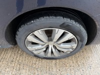 PEUGEOT 3008 ACTIVE 1.6 E-HDI&nbsp;AUTOMATIC - 25