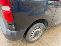PEUGEOT EXPERT 1400 PROFESSIONAL STANDARD 2.0 BLUE HDI 145PS - 21