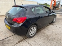 VAUXHALL ASTRA EXCLUSIVE 1.7 CDTI 16V ECOFLEX - 19