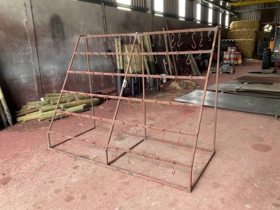 APPROX 8ft x 4ft METAL DRYING RACK