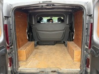 RENAULT TRAFIC SL27 SPORT NAV SWB 1.6 DCI 120PS CREW VAN - 16