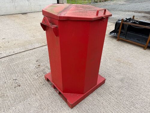 WESTERN 210lt METAL BUNDED OIL JAR STORE