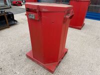 WESTERN 210lt METAL BUNDED OIL JAR STORE - 7