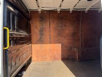 VOLKSWAGEN CRAFTER CR35 TRENDLINE MWB RWD 2.0 TDI 177PS HIGH ROOF VAN - 12