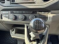 VOLKSWAGEN CRAFTER CR35 TRENDLINE MWB RWD 2.0 TDI 177PS HIGH ROOF VAN - 28