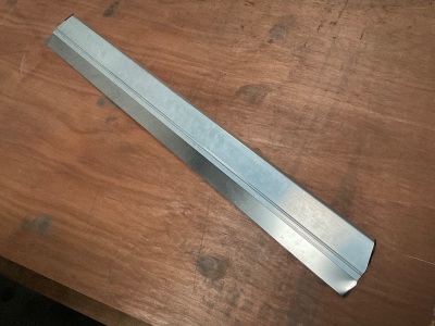 UNUSED STAINLESS STEEL STRAIGHT EDGE