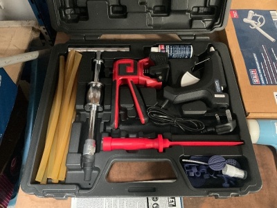 UNUSED SEALEY 240v HOT GLUE GUN