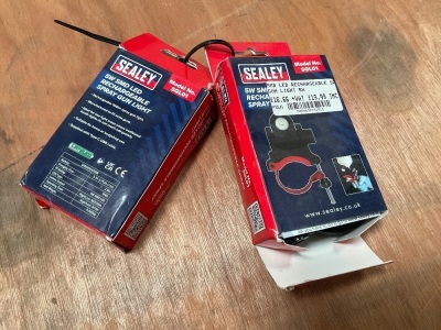 2No. UNUSED SEALEY 5W LED RECHARGABLE GUN LIGHTS