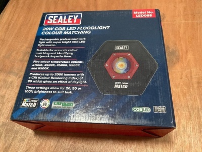 UNUSED SEALEY 20W LED FLOODLIGHT