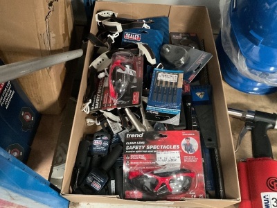 BOX LOT TO INC. ASSORTED UNUSED TOOLS & ACCESSORIES
