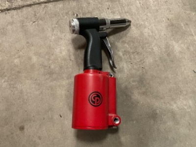 UNUSED CP AIR RIVETER