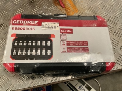 UNUSED GEDORE 16 PIECE 1/2 SOCKET SET