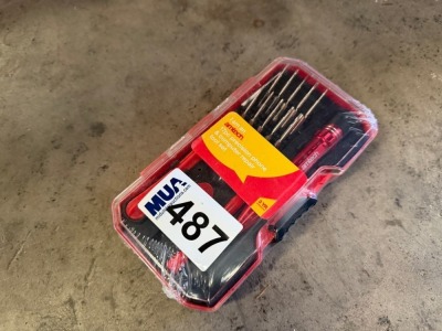 UNUSED AMTECH 17 PIECE PRECISION PHONE REPAIR KIT