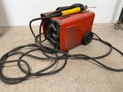 SEALEY 140XL 240v STICK WELDER & LEADS