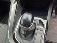 PEUGEOT 5008 ALLURE 1.6 BLUEHDI 120PS 5DR ESTATE&nbsp; - 17