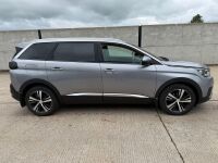 PEUGEOT 5008 ALLURE 1.6 BLUEHDI 120PS 5DR ESTATE&nbsp; - 21