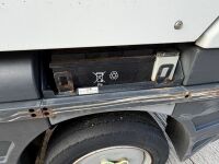 SCHMIDT COMPACT 200 5 TON ROAD LEGAL SWEEPER - 4