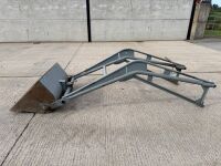 FRONT LOADER & APPROX. 3ft BUCKET TO SUIT MASSEY FERGUSON 35 TRACTOR - 2