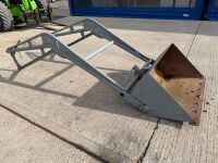 FRONT LOADER & APPROX. 3ft BUCKET TO SUIT MASSEY FERGUSON 35 TRACTOR - 7